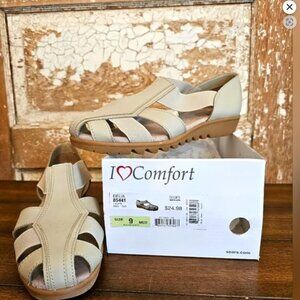 I Love Comfort Women's Leather Delia Taupe Fisherman Sandal